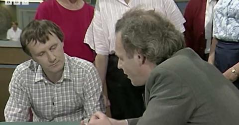 pn//uploads/ddbc ce f acc fdc__