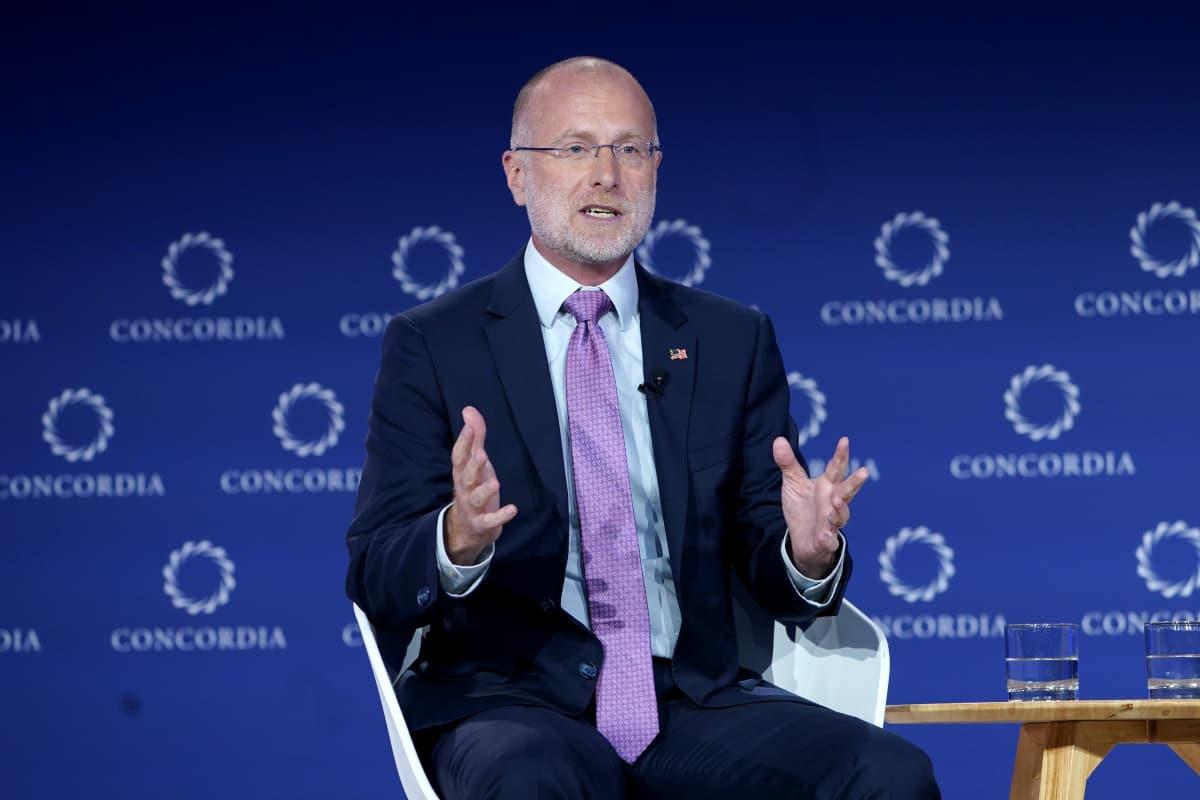 pn/fbea b a a aeceaa