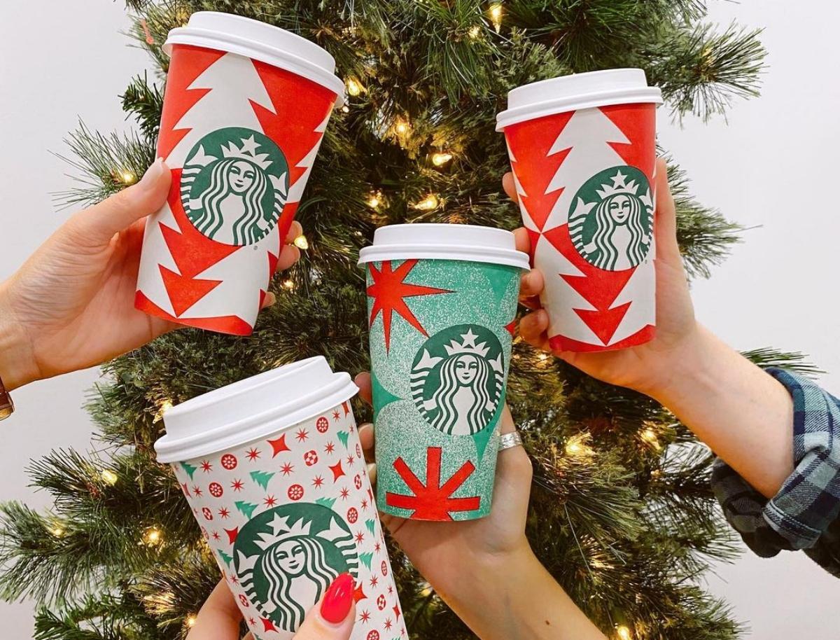 https://media.marketrealist.com/brand-img/0-Pg9vlDw/0x0/sbux-1-1670952945583.jpg