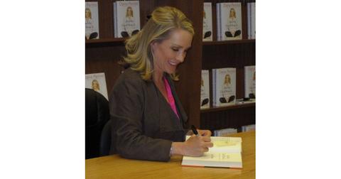 How Fox News Host Dana Perino Built Her Career and Net Worth