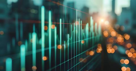 Buying Property in Dubai vs. U.S. Cities: What Investors Should Compare