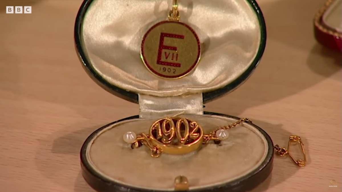 pn/adeec dff d aa acbbf