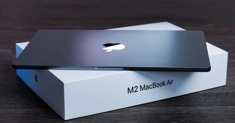 MacBook Air M2