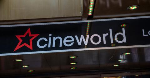 Cineworld sign
