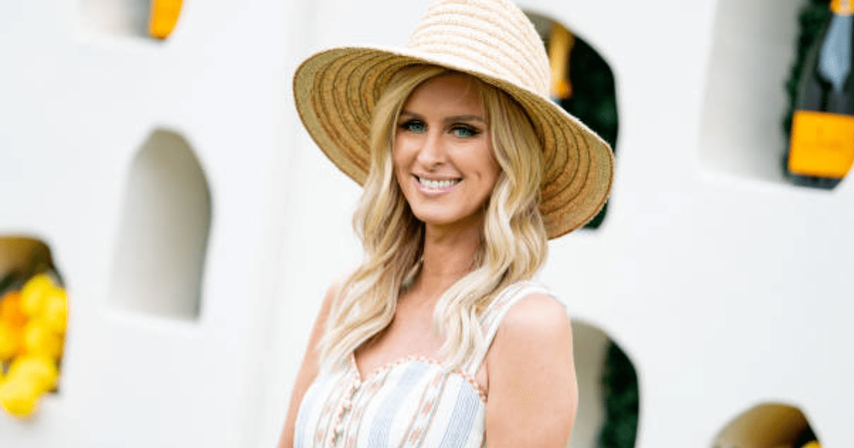 pn//uploads/c d ee af fbbaee__