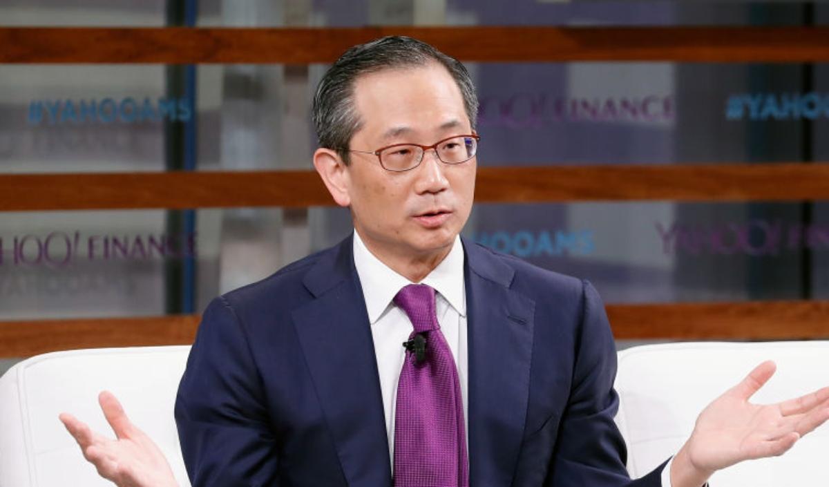 Kewsong Lee Net Worth Billionaire CEO Leaves Carlyle Group