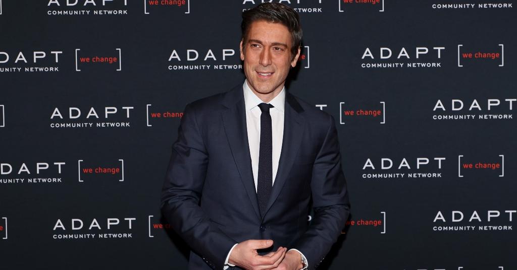 what-happened-to-david-muir-s-face-fans-want-to-know