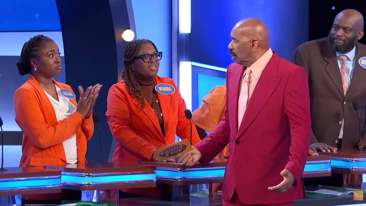 pn/eaf bd b ae ccbebbffd