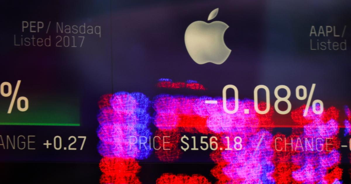 apple buys bitcoin 2.7 billion