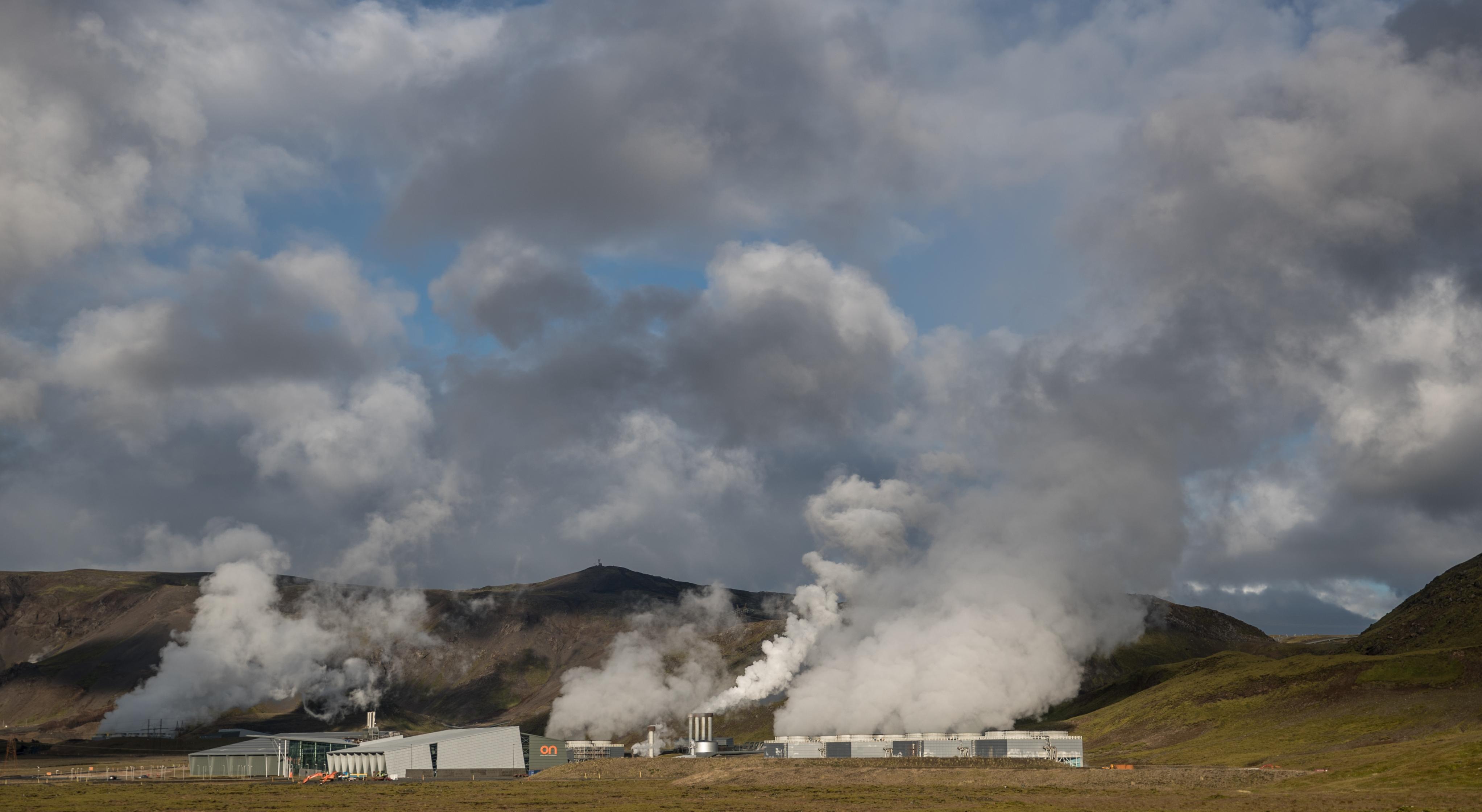 Arctic geothermal energy