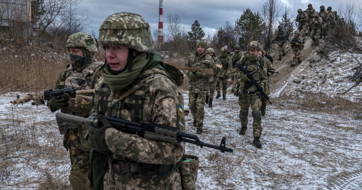 Troops training in Ukraine amid conflict with Russia