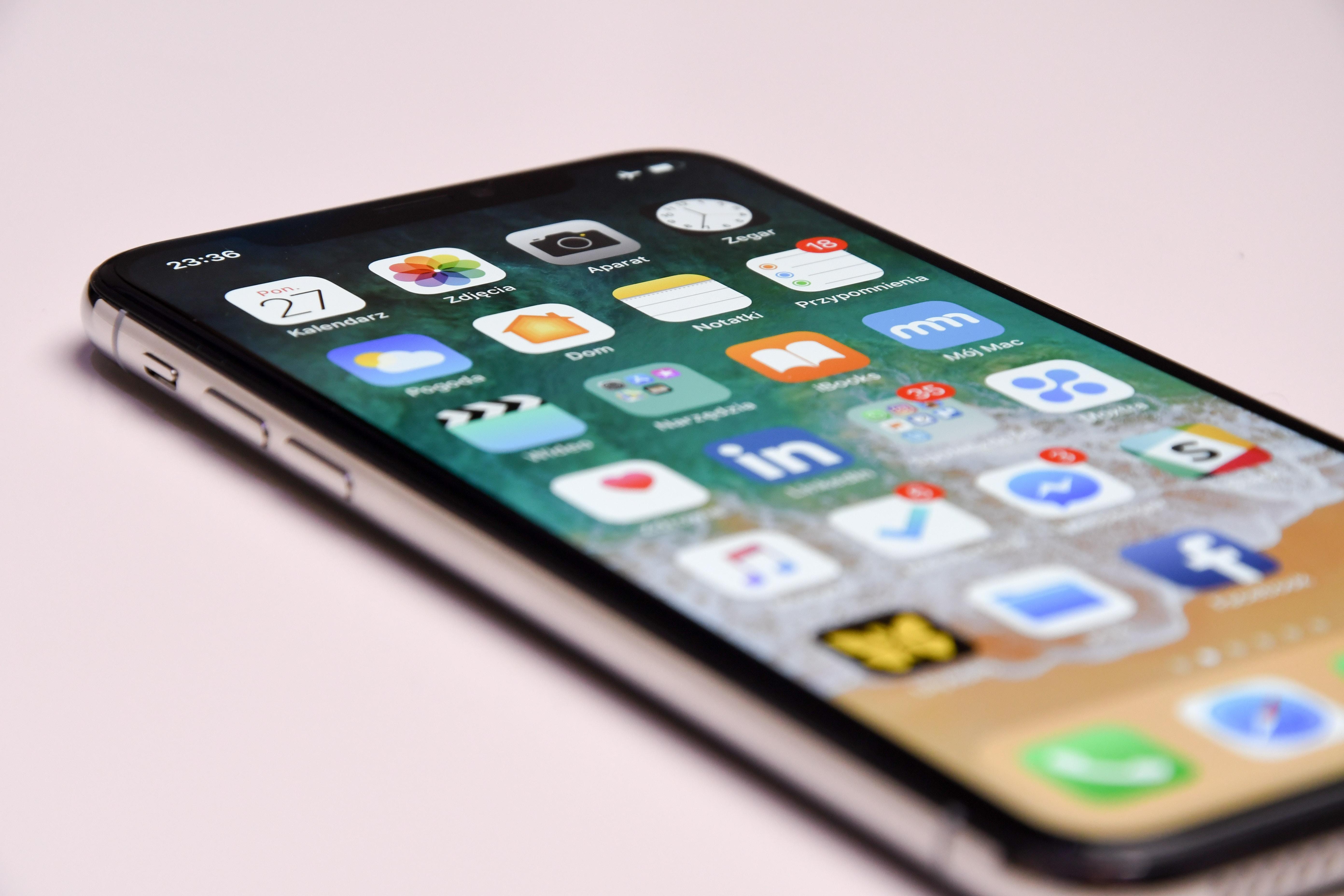 uploads///iphone