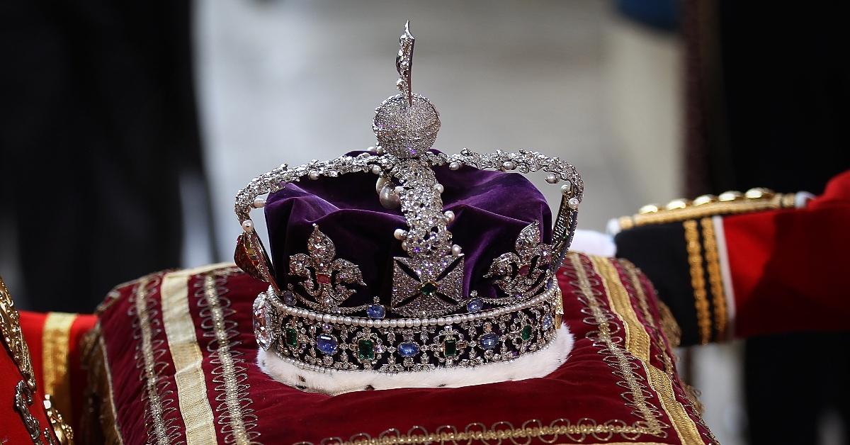 Queen Elizabeth II 10 most famous and valuable jewels of