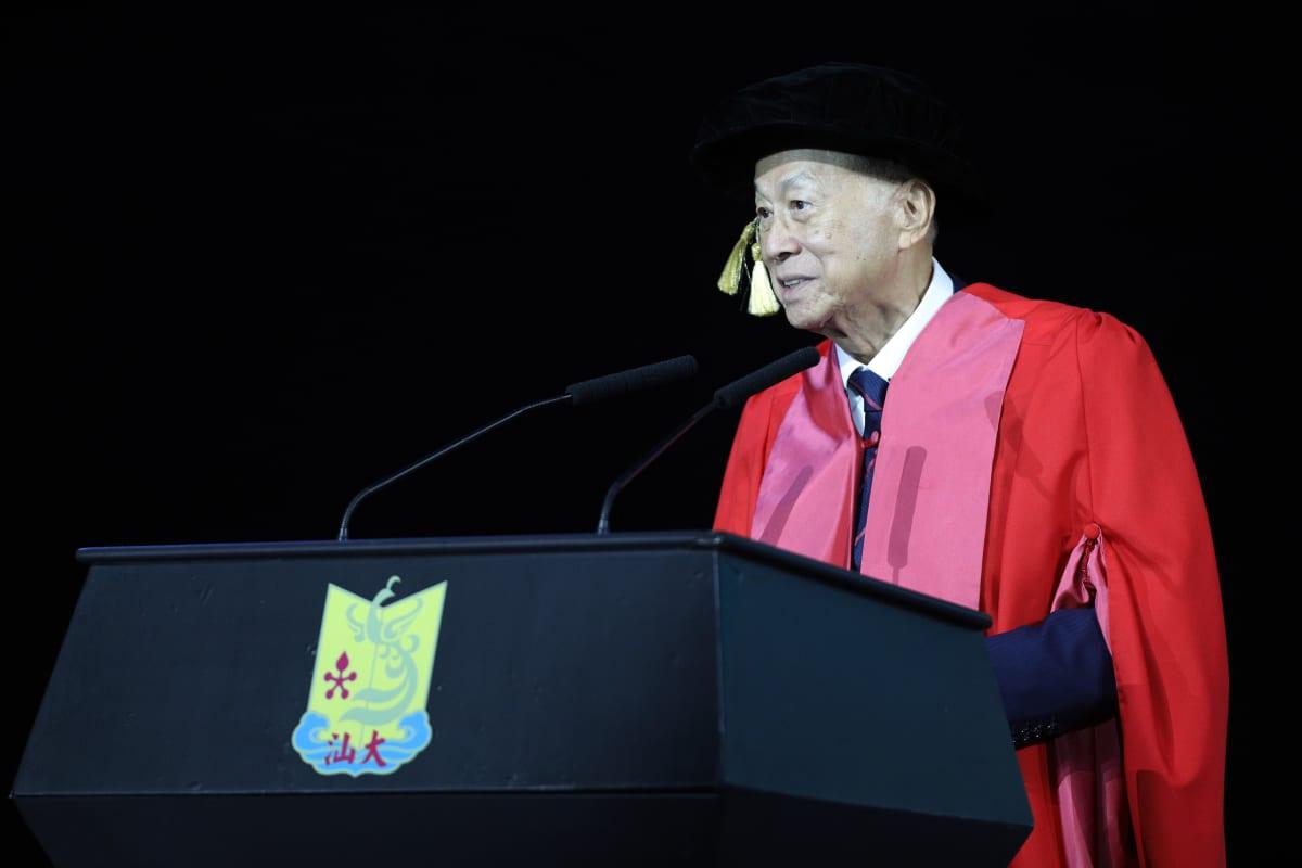 pn/faee bc dc b beeb