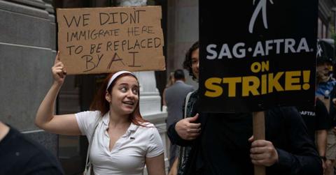 pn//uploads/ea e f f bbfb__