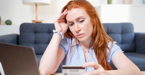 A woman gave her ID to a scammer