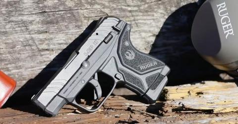 publicly traded gun companies