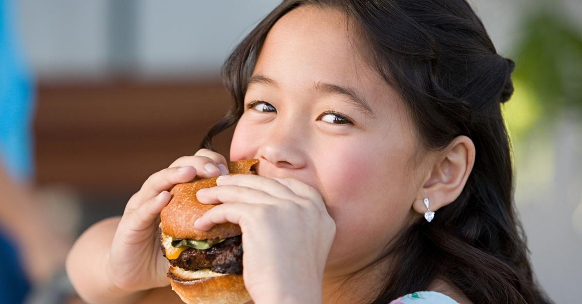 Disney Dining Plan Returns in 2024: Cost and Other Details - Vimarsana News