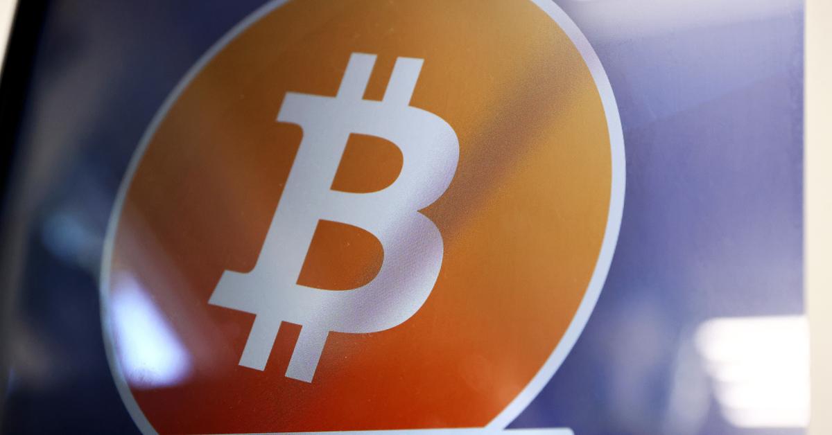 Why Is Crypto Tanking Right Now? Main Reasons Why, Explained