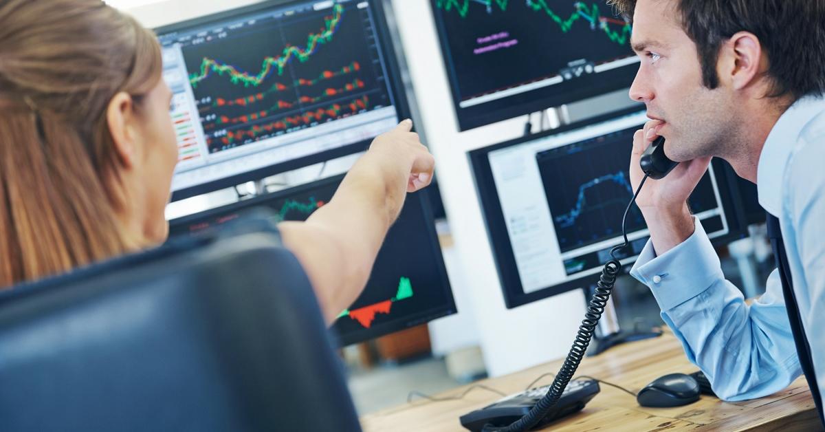 Yield Analyst The Yield Curve, Explained: How It Can Help You Make Investment Decisions