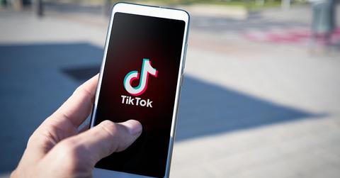 uploads///TikTok Facebook