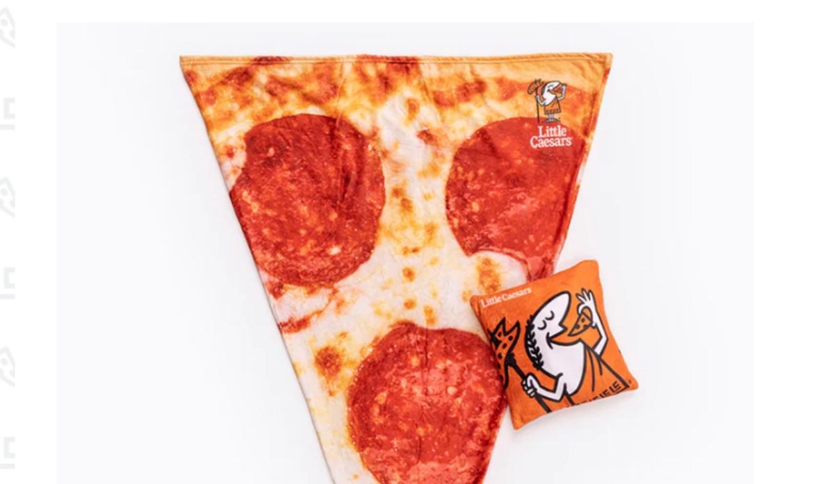 Little Caesars pizza blanket