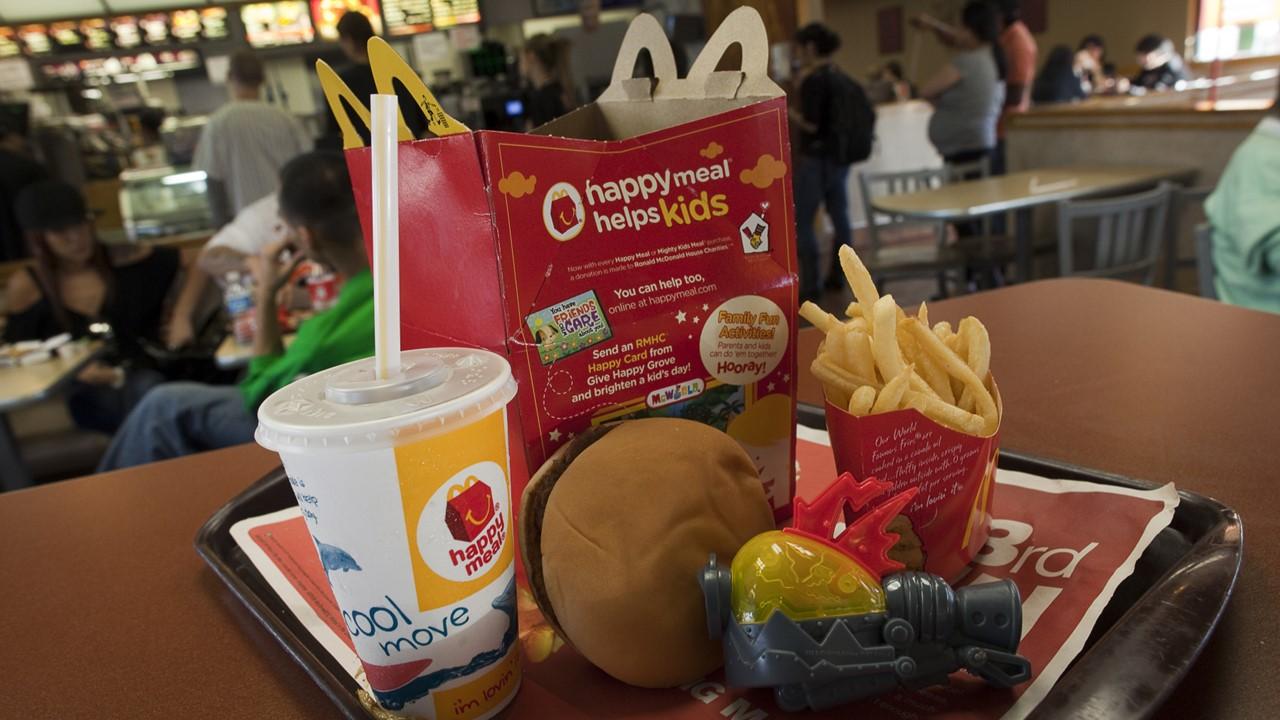 kids pay for happy meals