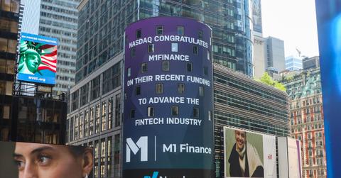 M1 ad at Nasdaq