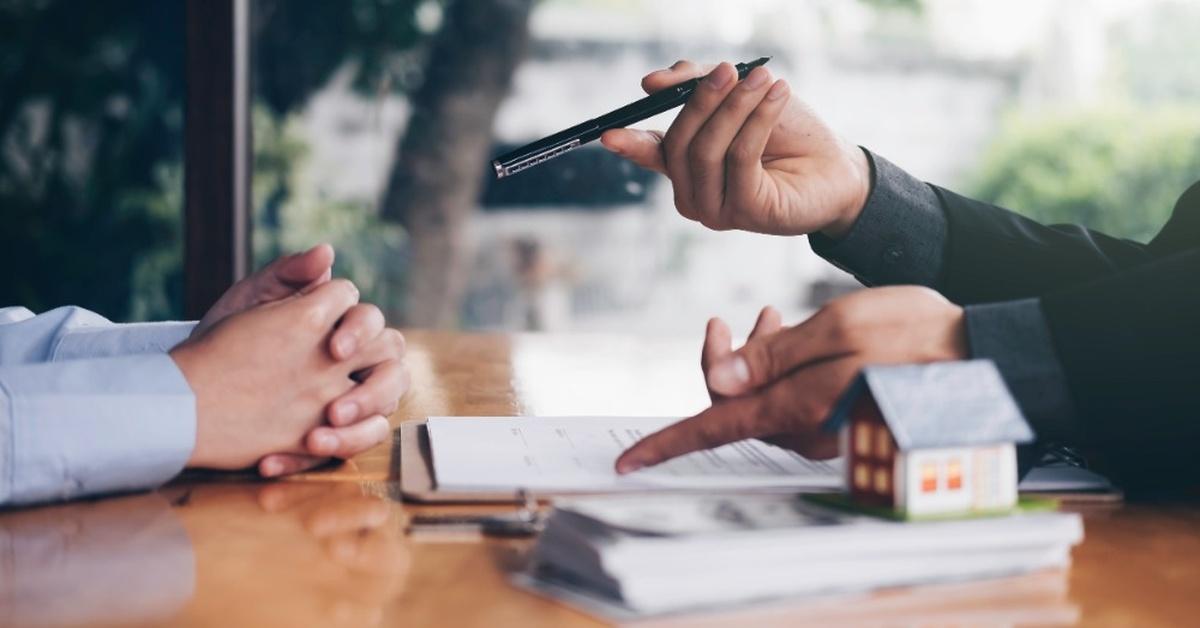 Verify a Real Estate Agent’s Reputation Online
