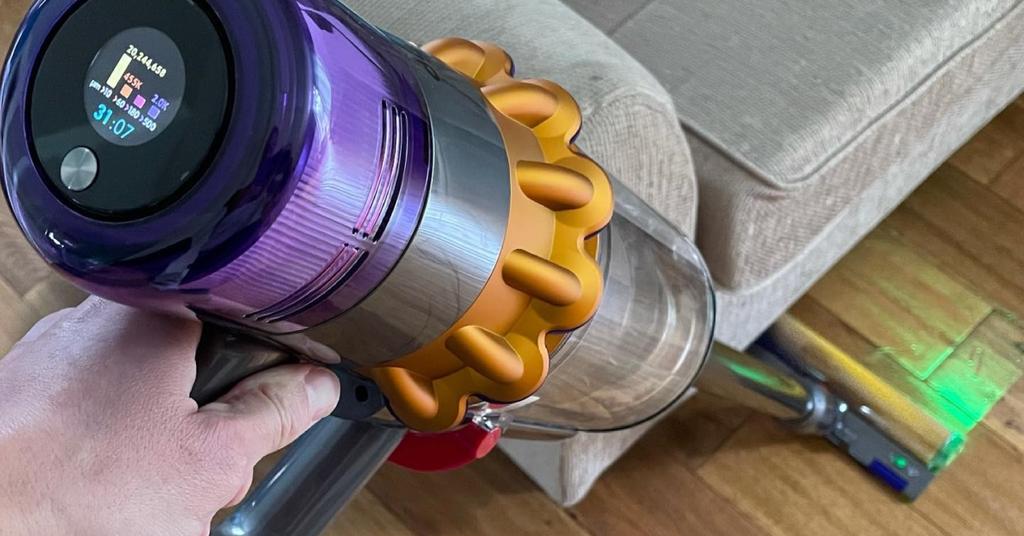 James Dyson Net Worth Multibillionaire Invented Bagless Vacuum Cleaners