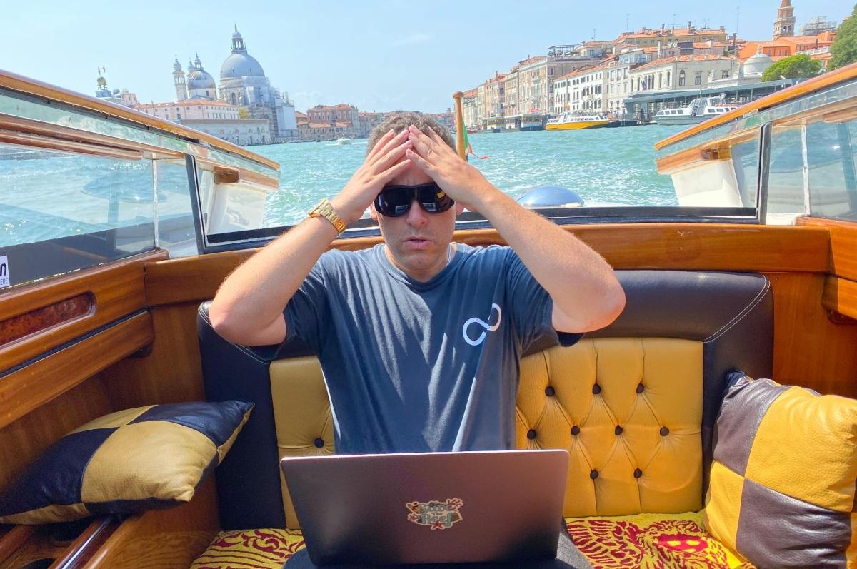 timothy sykes italy