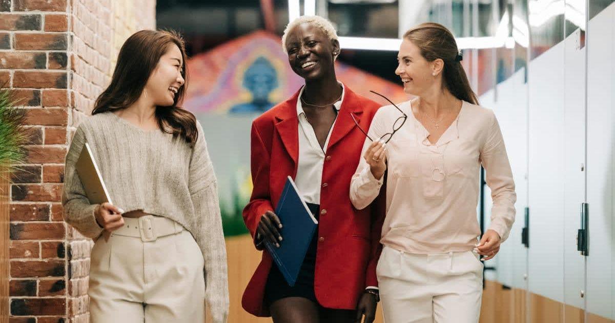 pn//uploads/de ea ee b bcc__