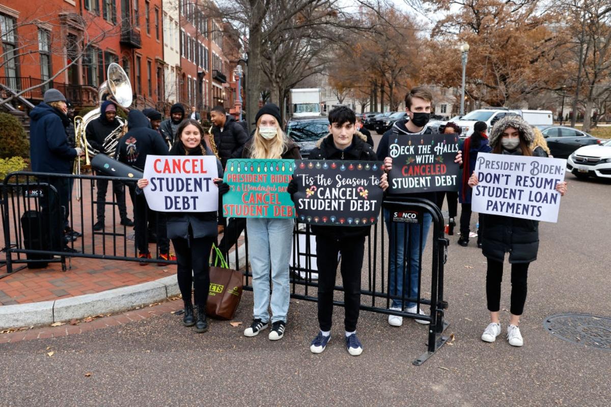 student loan protestors