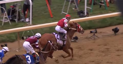 Rich Strike racing at the Kentucky Derby