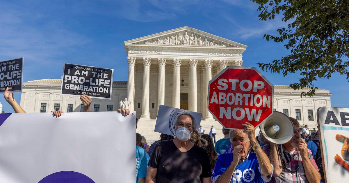 Anti-abortion protestors