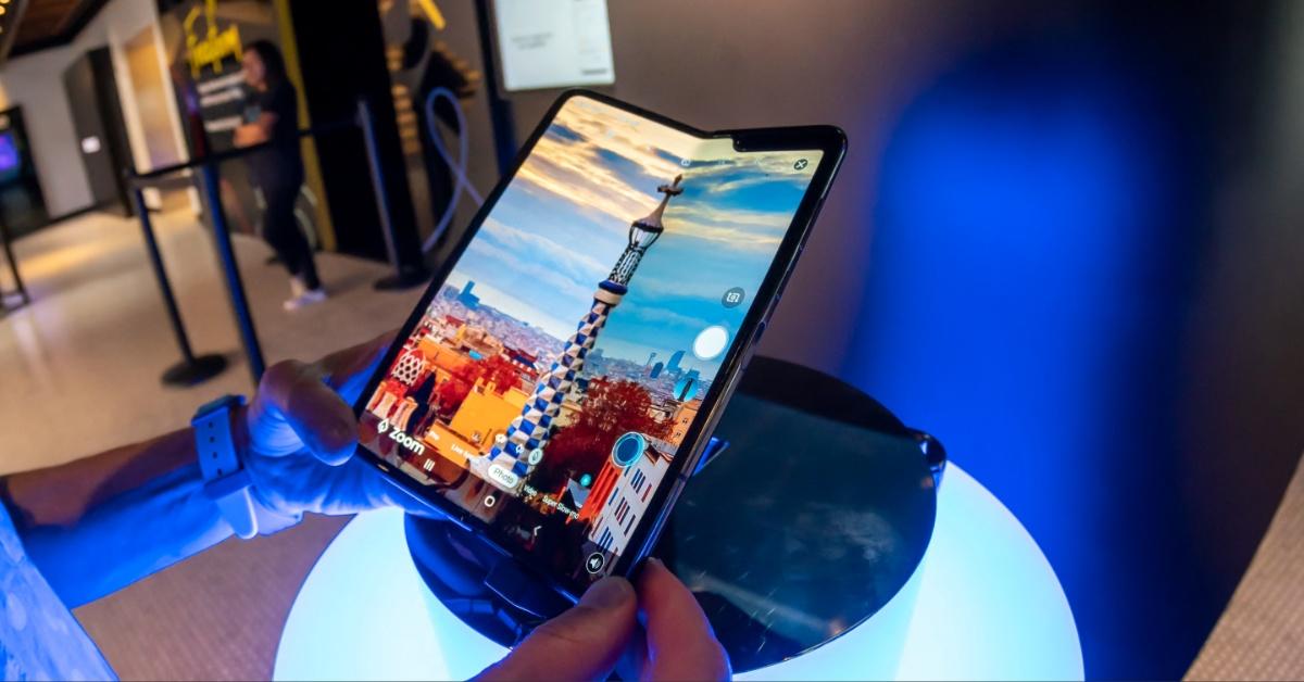Samsung is sued over the brand's foldable phones. 