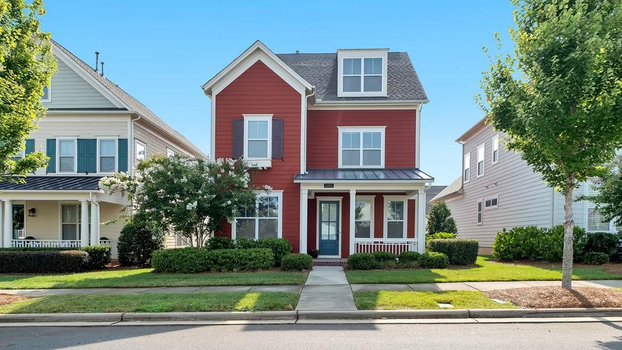 A house in a neighborhood