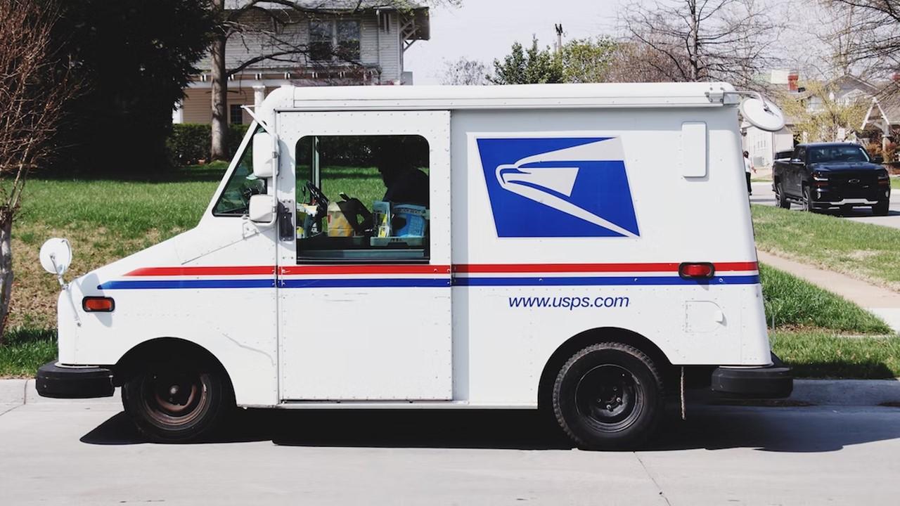 USPS truck