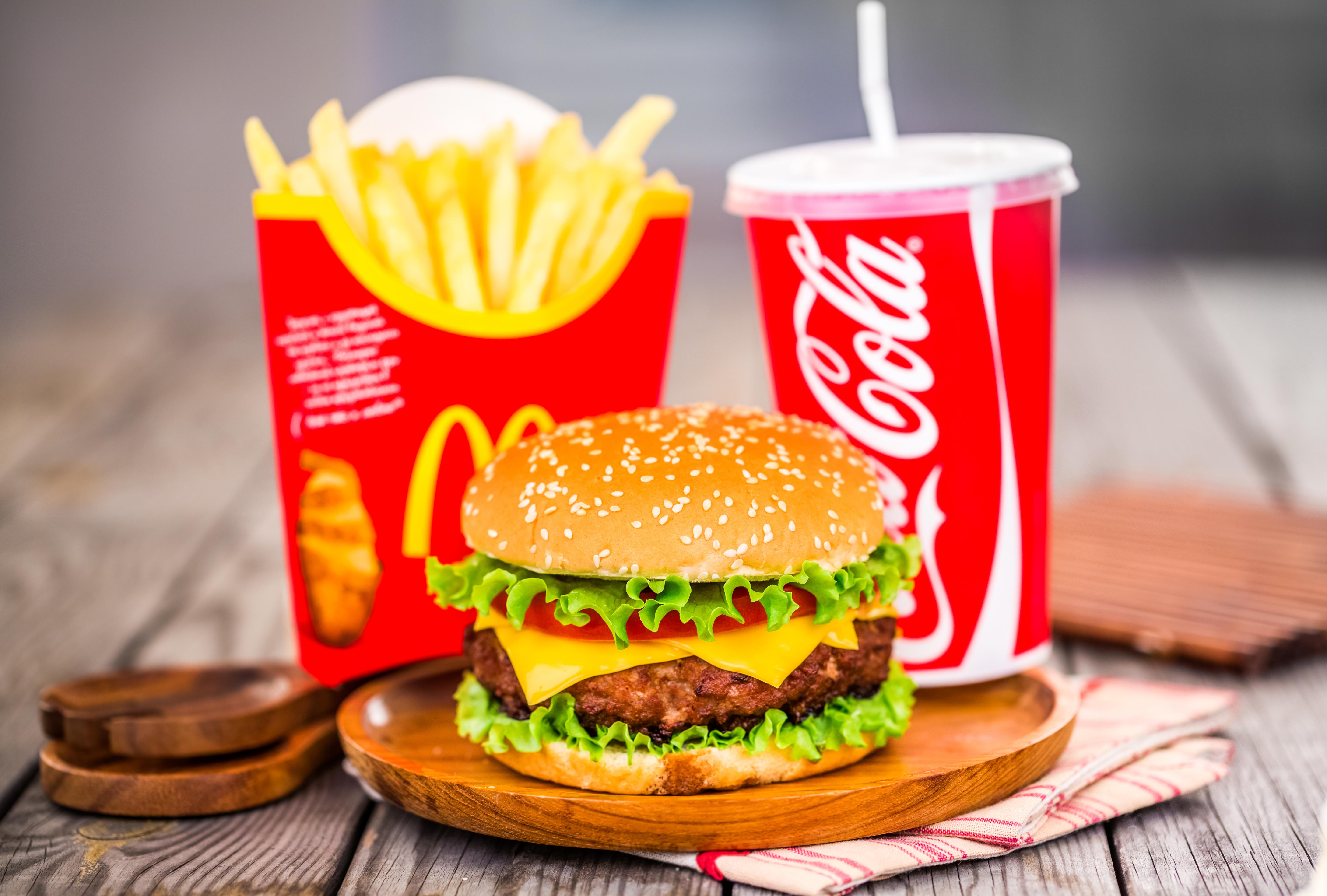 Y A T Il Des Mcdo En Corse McDonald’s Overview: Segments, Buybacks, Valuation