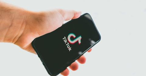 uploads///tiktok facebook