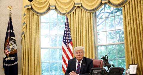 Trump in Oval Office