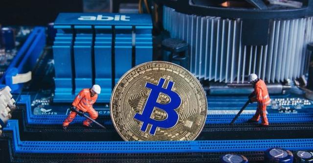 publicly traded bitcoin mining companies