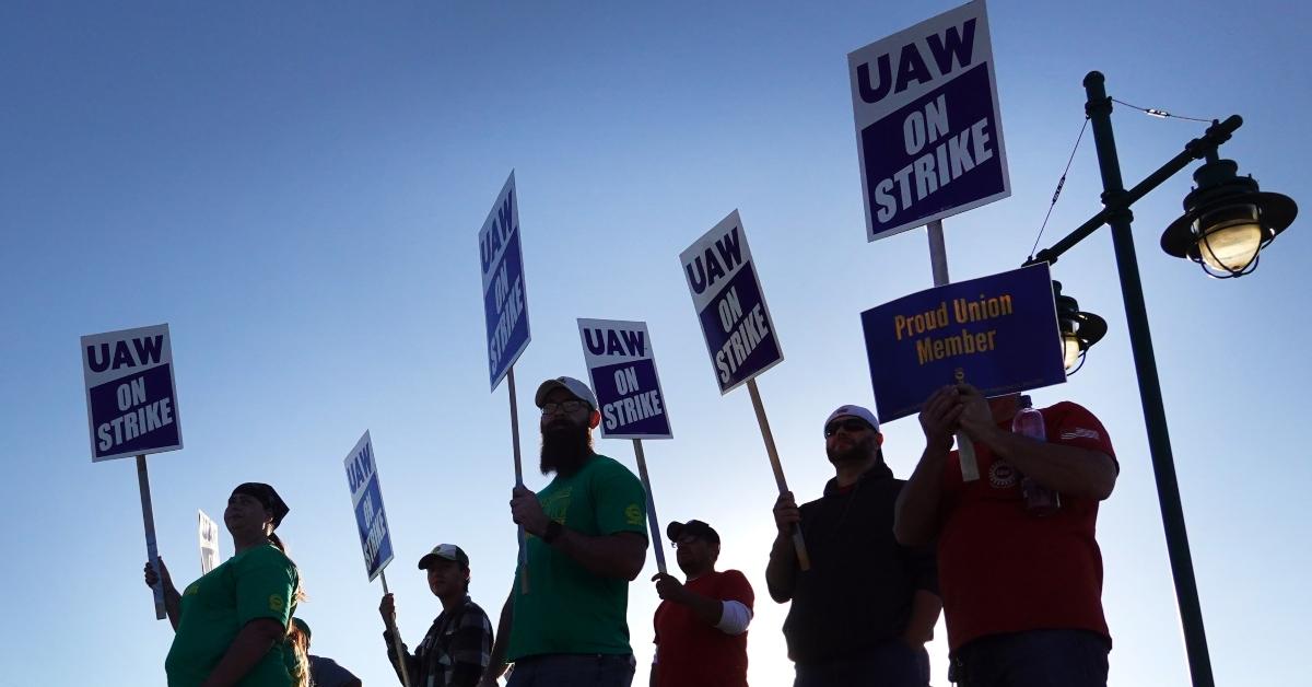 How Much Do John Deere Employees Make? Strike Is Underway