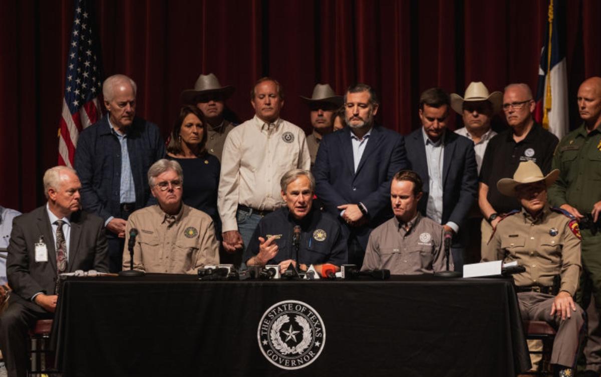 Greg Abbott and Republicans Count on NRA Donations