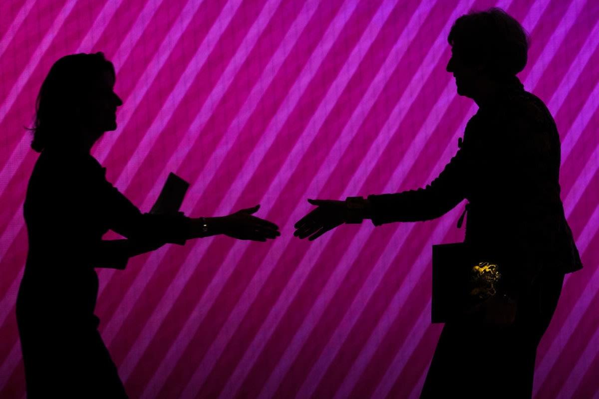 pn/dfbff a bb aea adcb