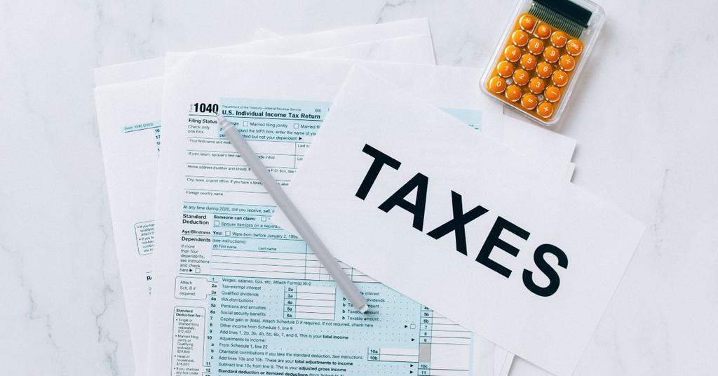 Best Places to Do Taxes Online for Free and Save Money