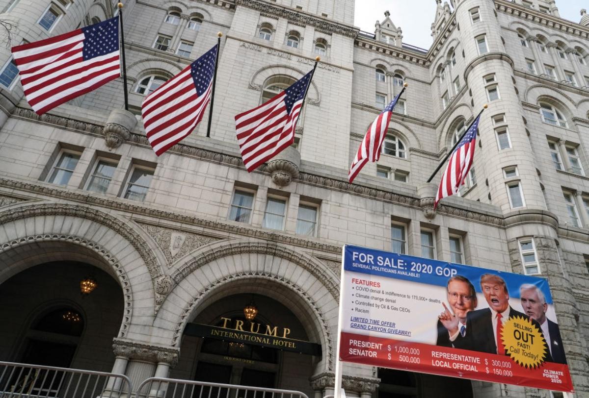 trump hotel protest