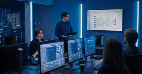 which blockchains support smart contracts