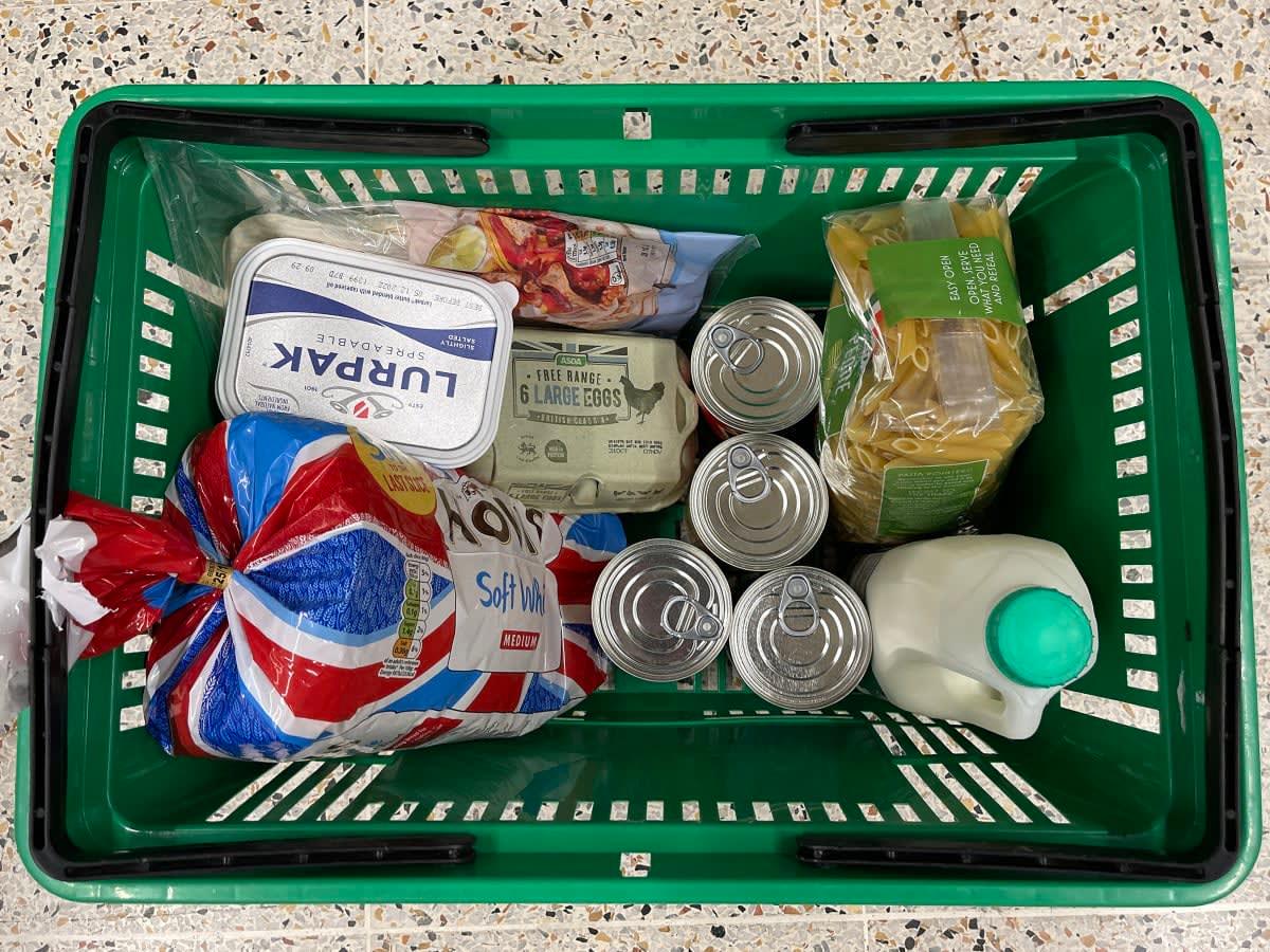 pn/cceea b ec de ebef