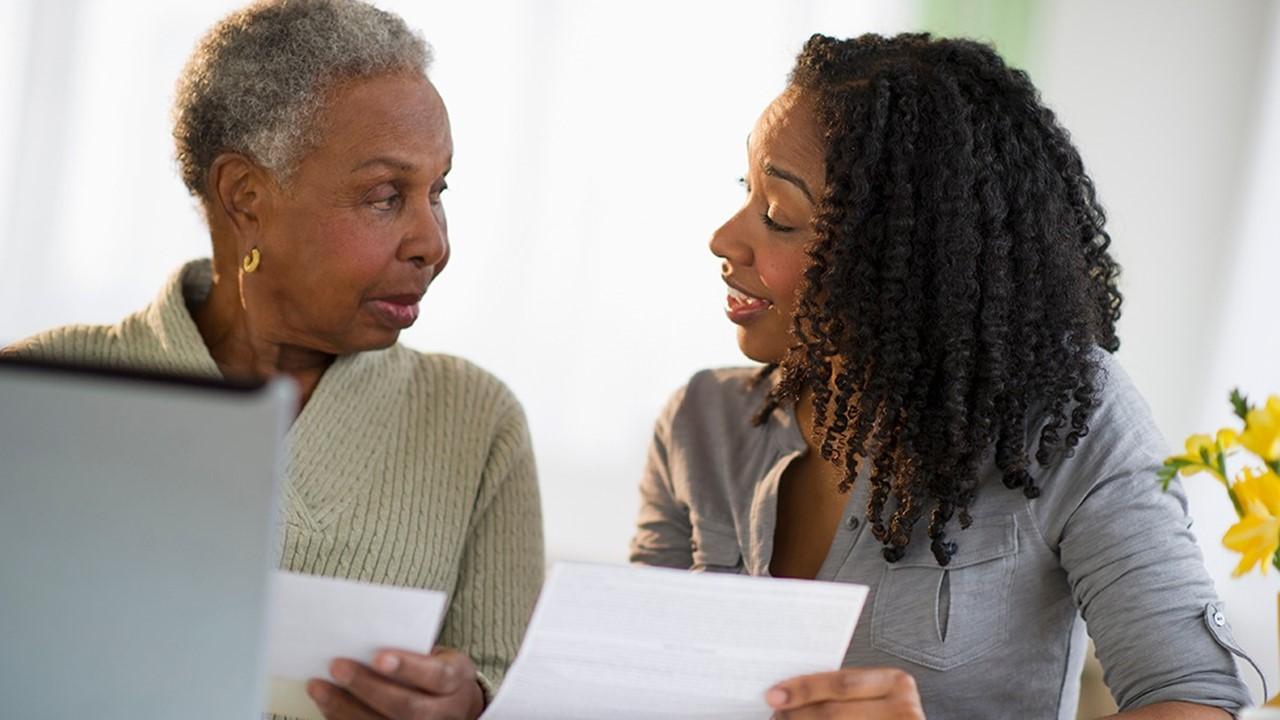 Women discussing Social Security benefits